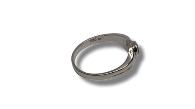 Women´s silver ring with 0.7 ct Gold Sheen Sapphire Ohararings