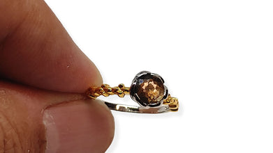 Women´s silver ring with 1.10 ct Gold Sheen Sapphire Ohararings