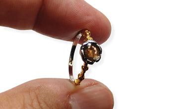 Women´s silver ring with 1.10 ct Gold Sheen Sapphire Ohararings