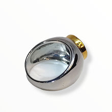 Men´s silver ring with 8.40 ct Gold Sheen Star Sapphire Ohararings