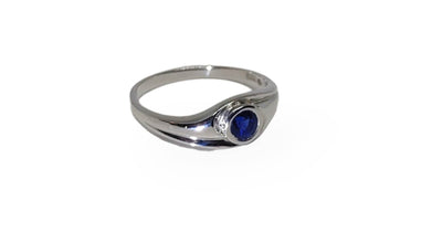 Women´s silver ring with 0.35 ct Fancy Sapphire